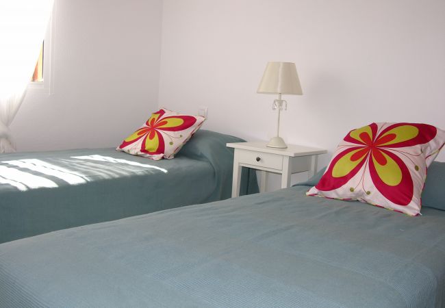Dormitorio 2 camas individuales - Resort Choice