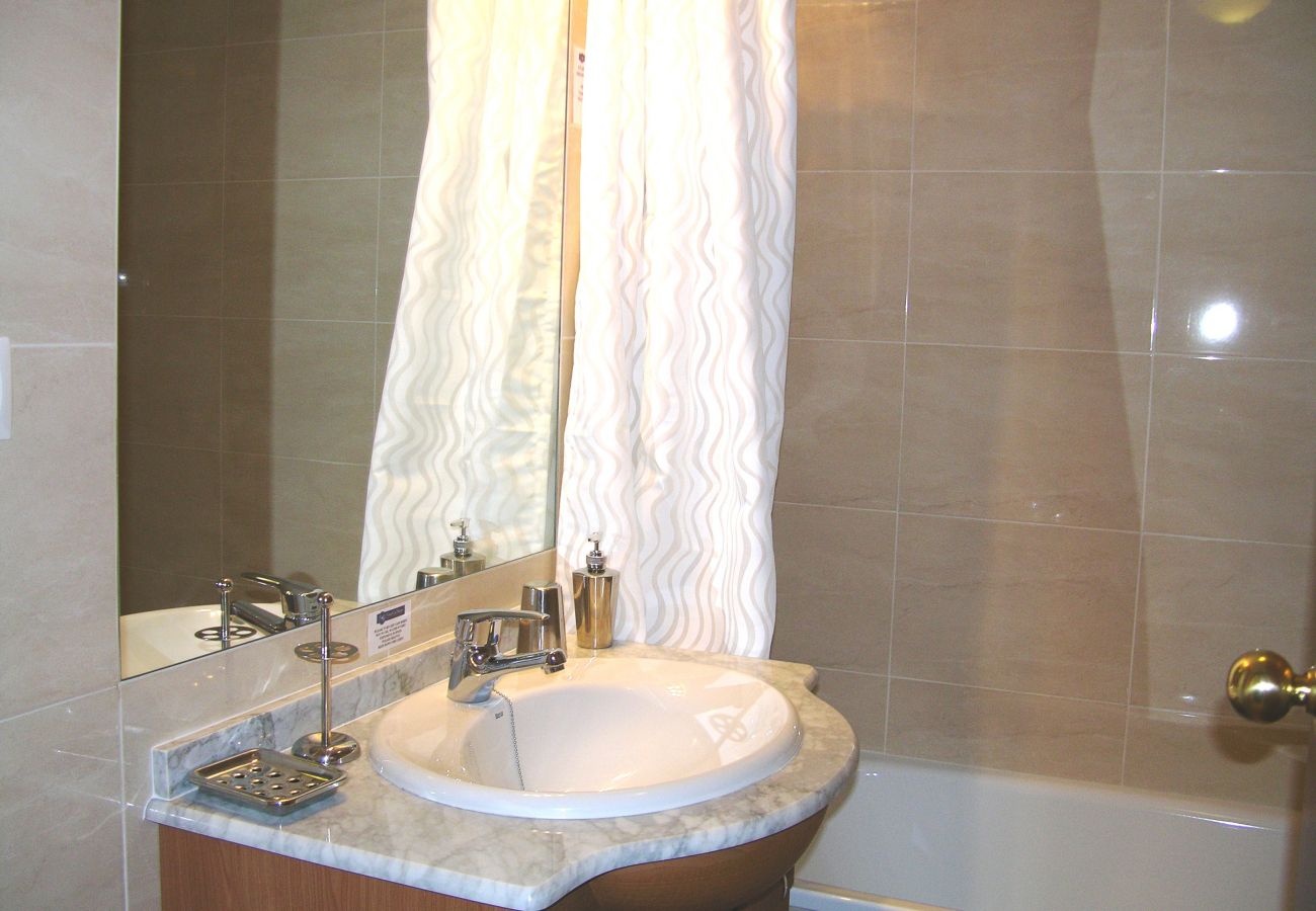 Apartamento con bonito baño moderno - Resort Choice