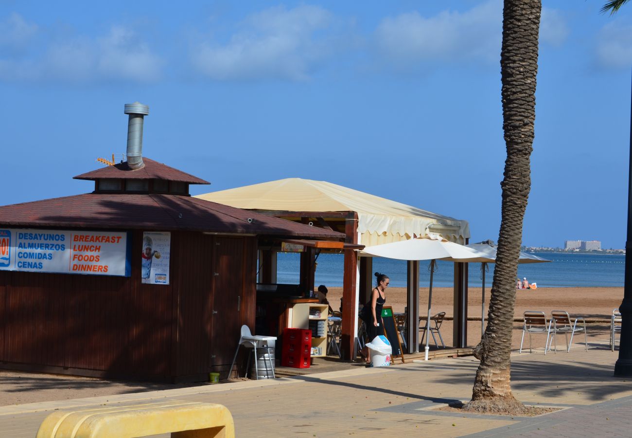 Chiringuito para tomar algo en la playa del Mar Menor - Resort Choice