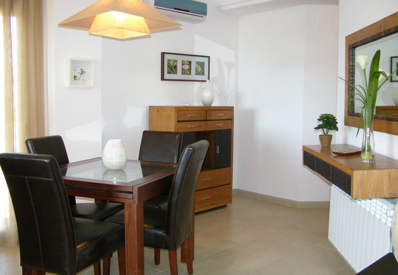 Apartamento en Hacienda Riquelme con bonito y cómodo comedor