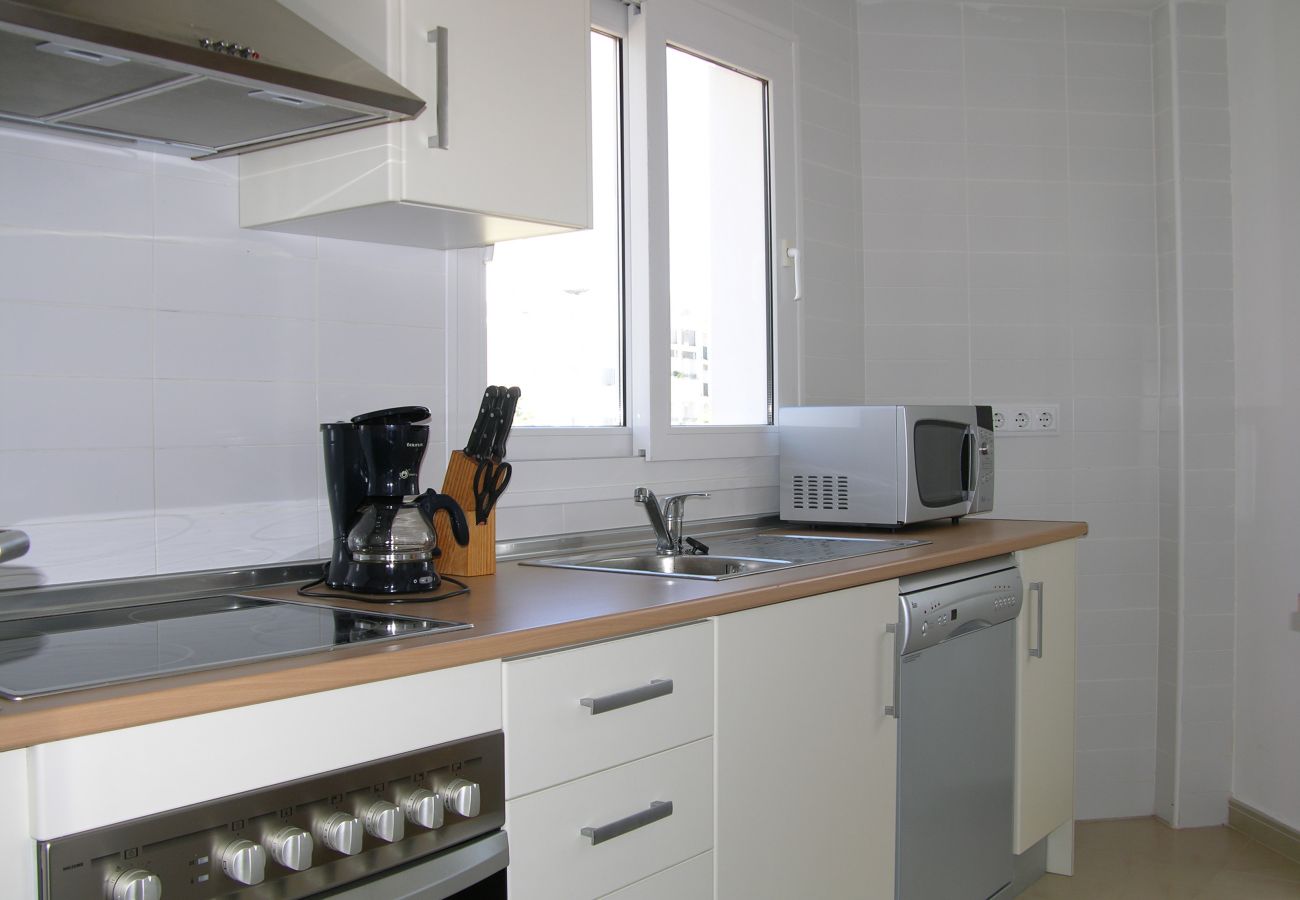 Apartamento en Hacienda Riquelme con bonita y moderna cocina