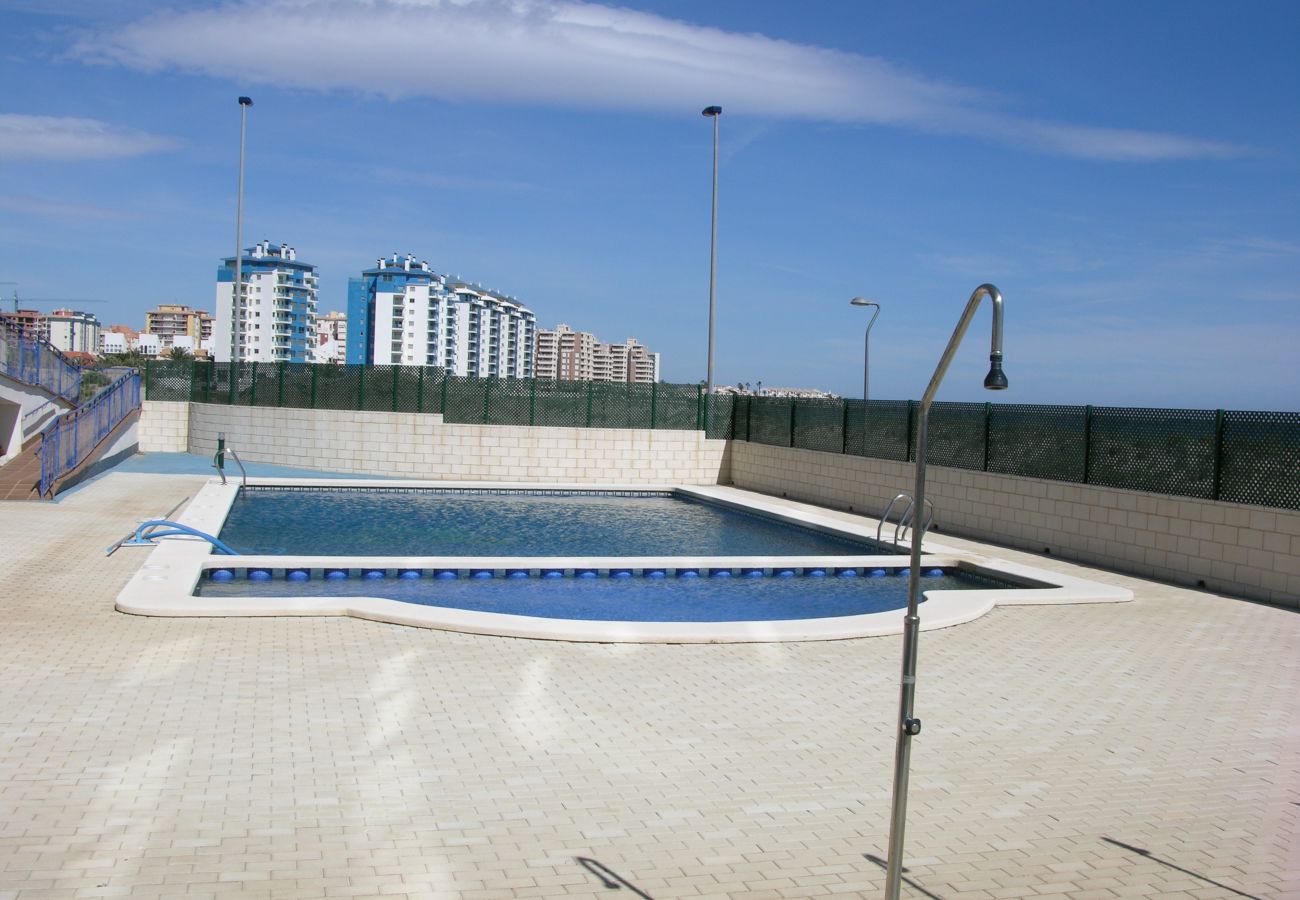 Apartamento en Libertad Dos Playas con bonita piscina