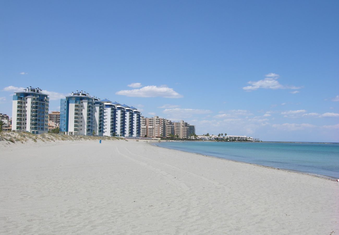 Playa de La Manga del Mar Menor para descansar y disfrutar