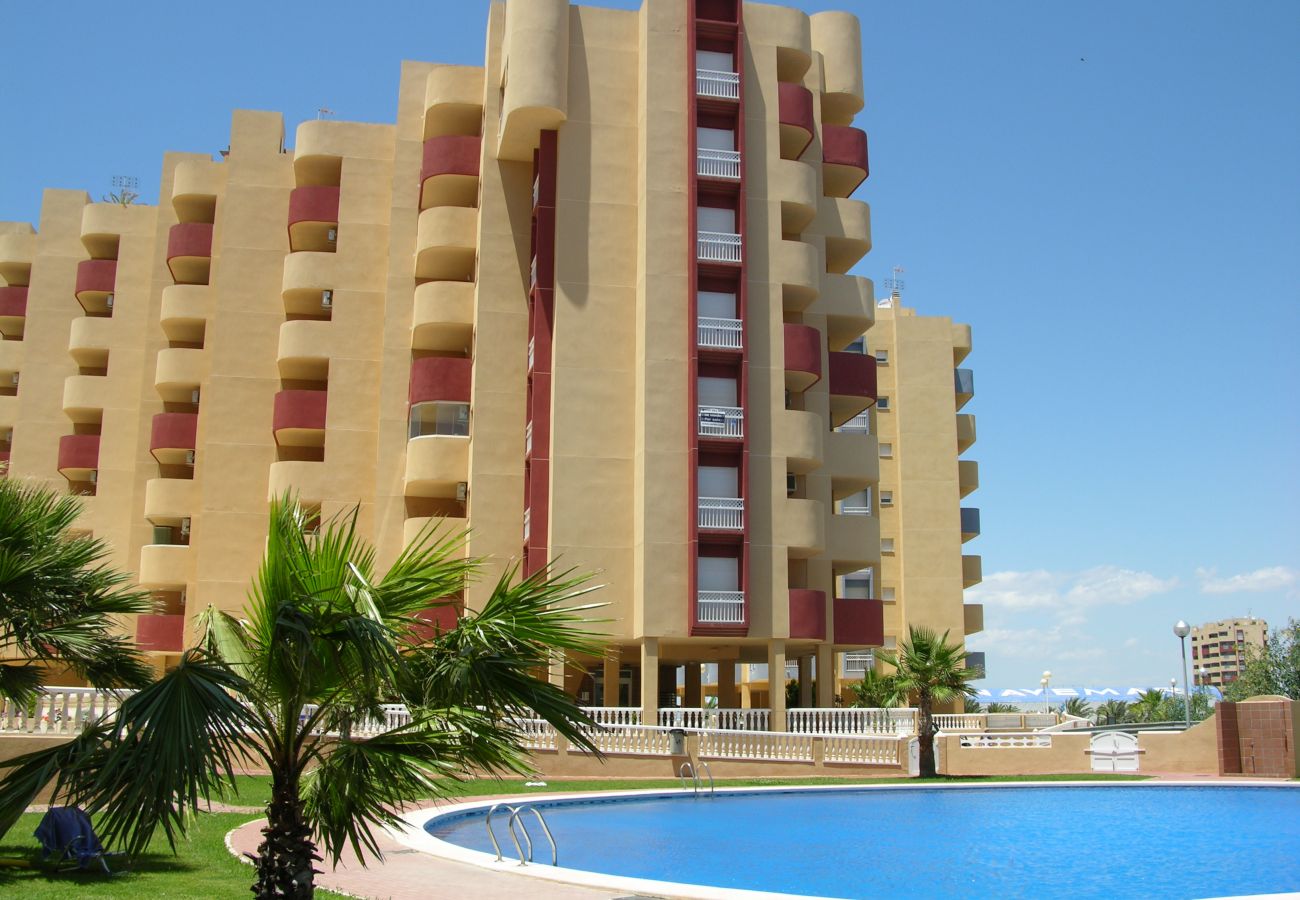 Los Miradores del Puerto con piscina grande y bonita - Resort Choice