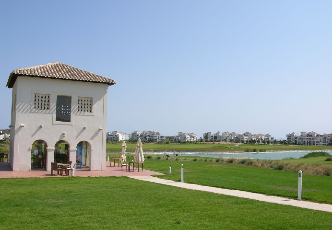 Preciosos jardines en Hacienda Riquelme Golf Resort