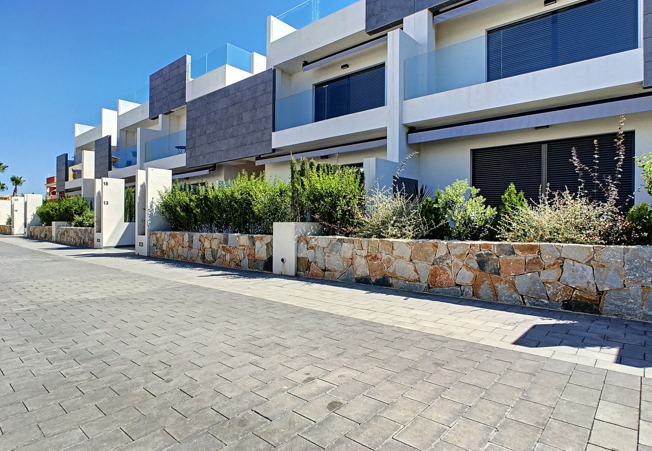 Apartamento en Torrevieja - Balcon de la Laguna 12