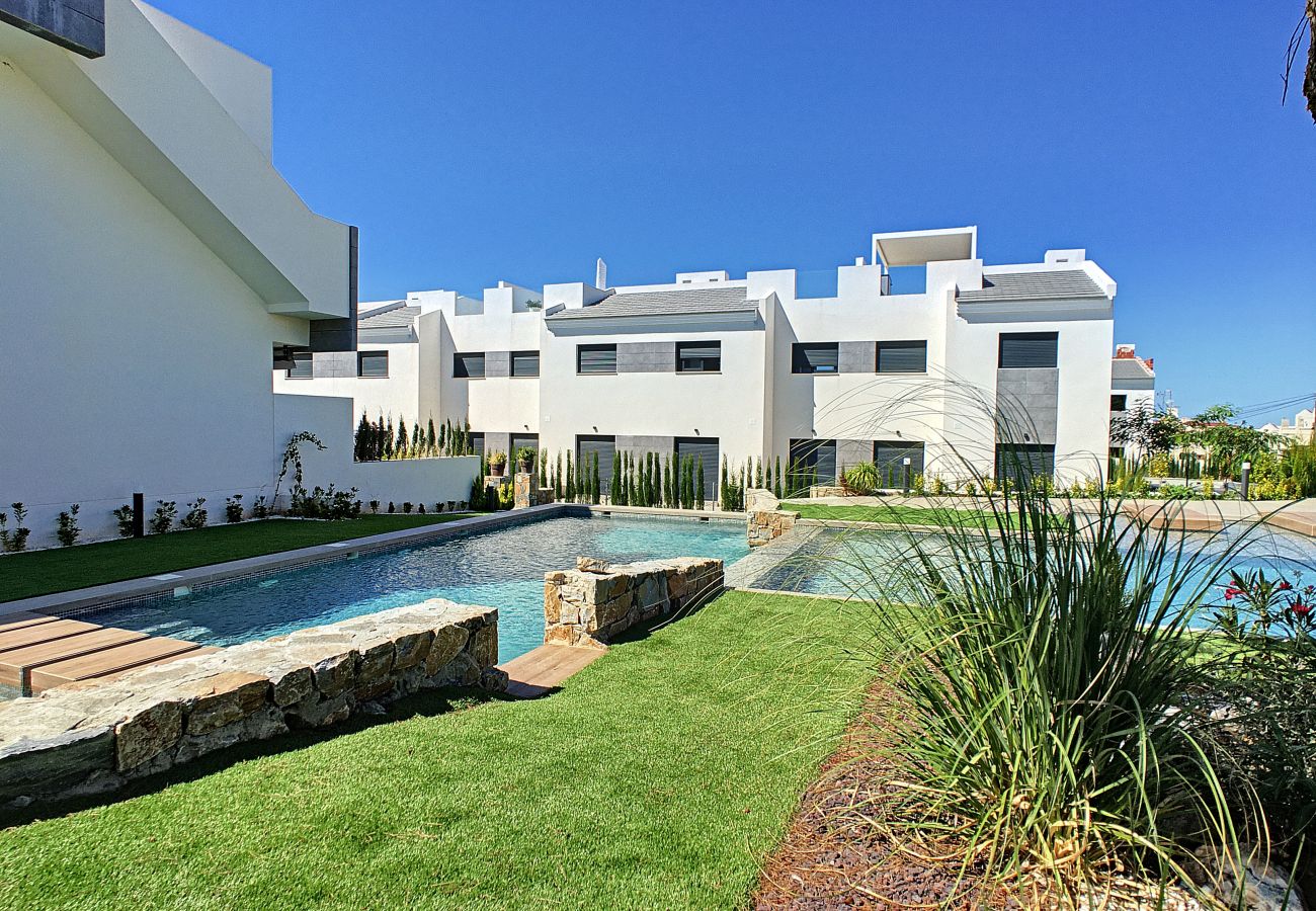 Apartamento en Torrevieja - Balcon de la Laguna 12