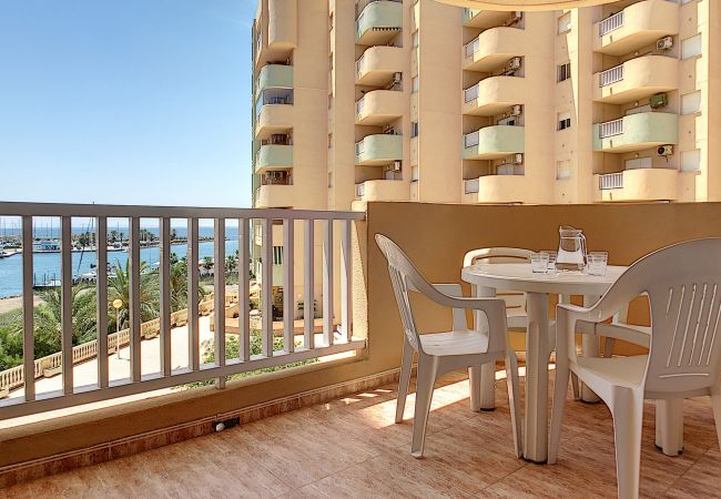 Apartamento en La Manga del Mar Menor - Los Miradores del Puerto - 4009