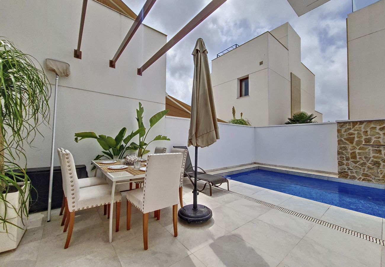 Villa en Torre de la Horadada - Villa with Private Pool - 0310