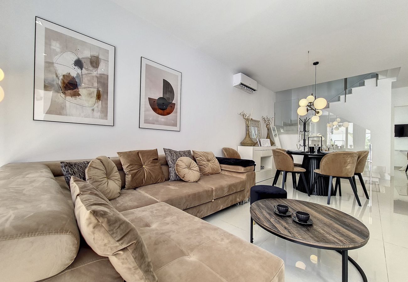 Villa en Torre de la Horadada - Villa with Private Pool - 0310