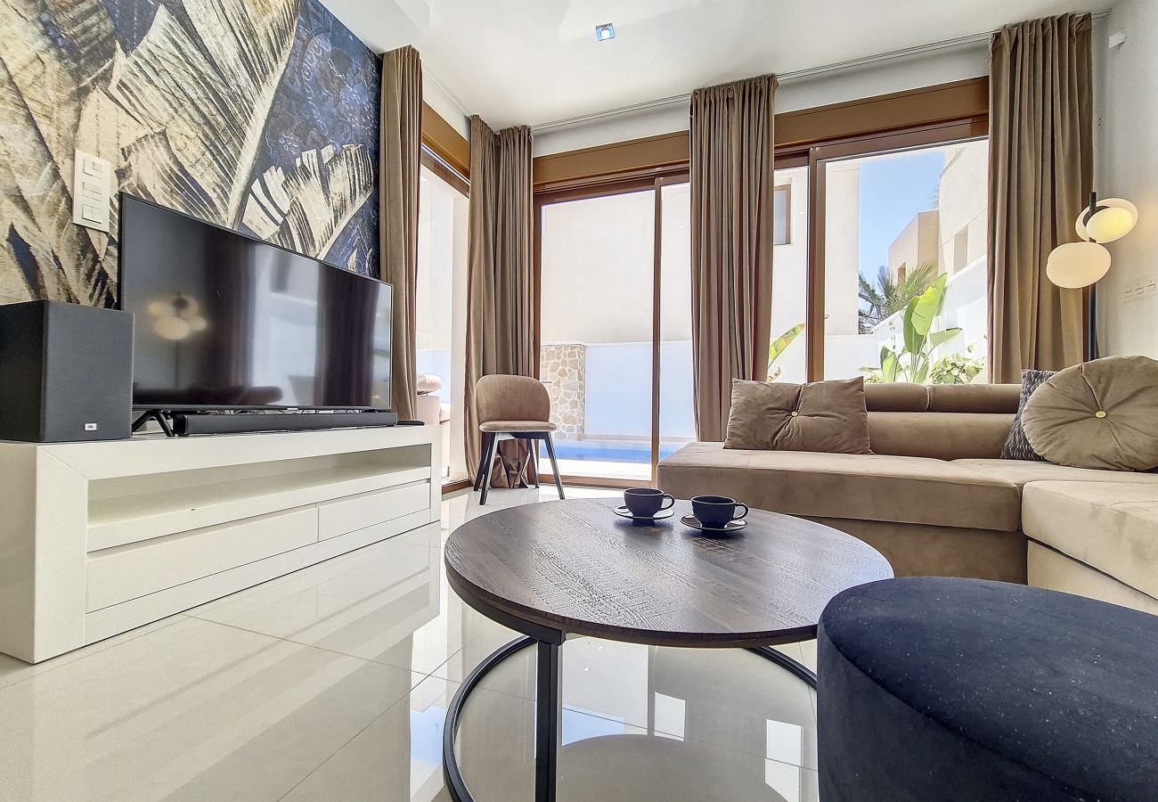 Villa en Torre de la Horadada - Villa with Private Pool - 0310