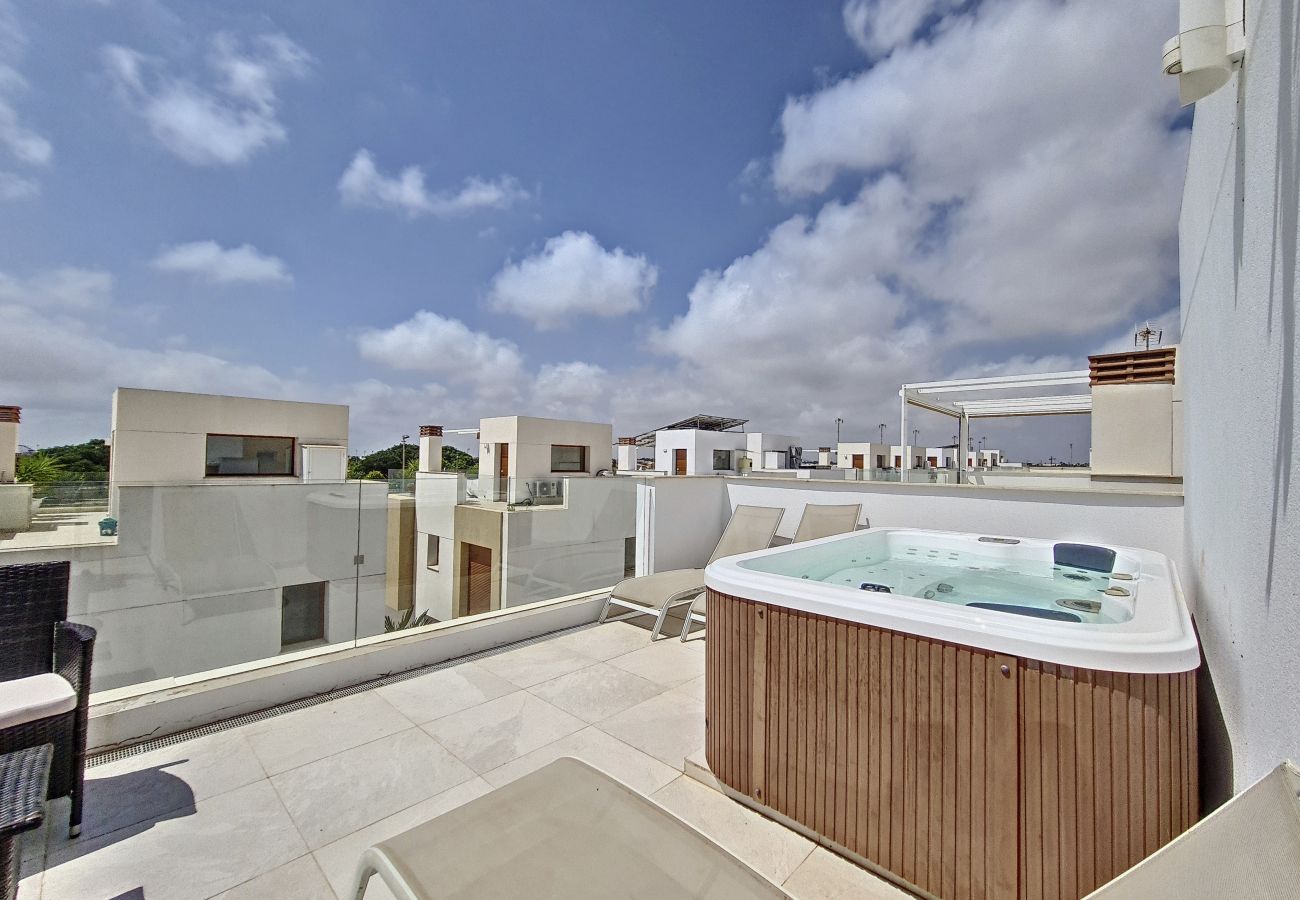 Villa en Torre de la Horadada - Villa with Private Pool - 0310